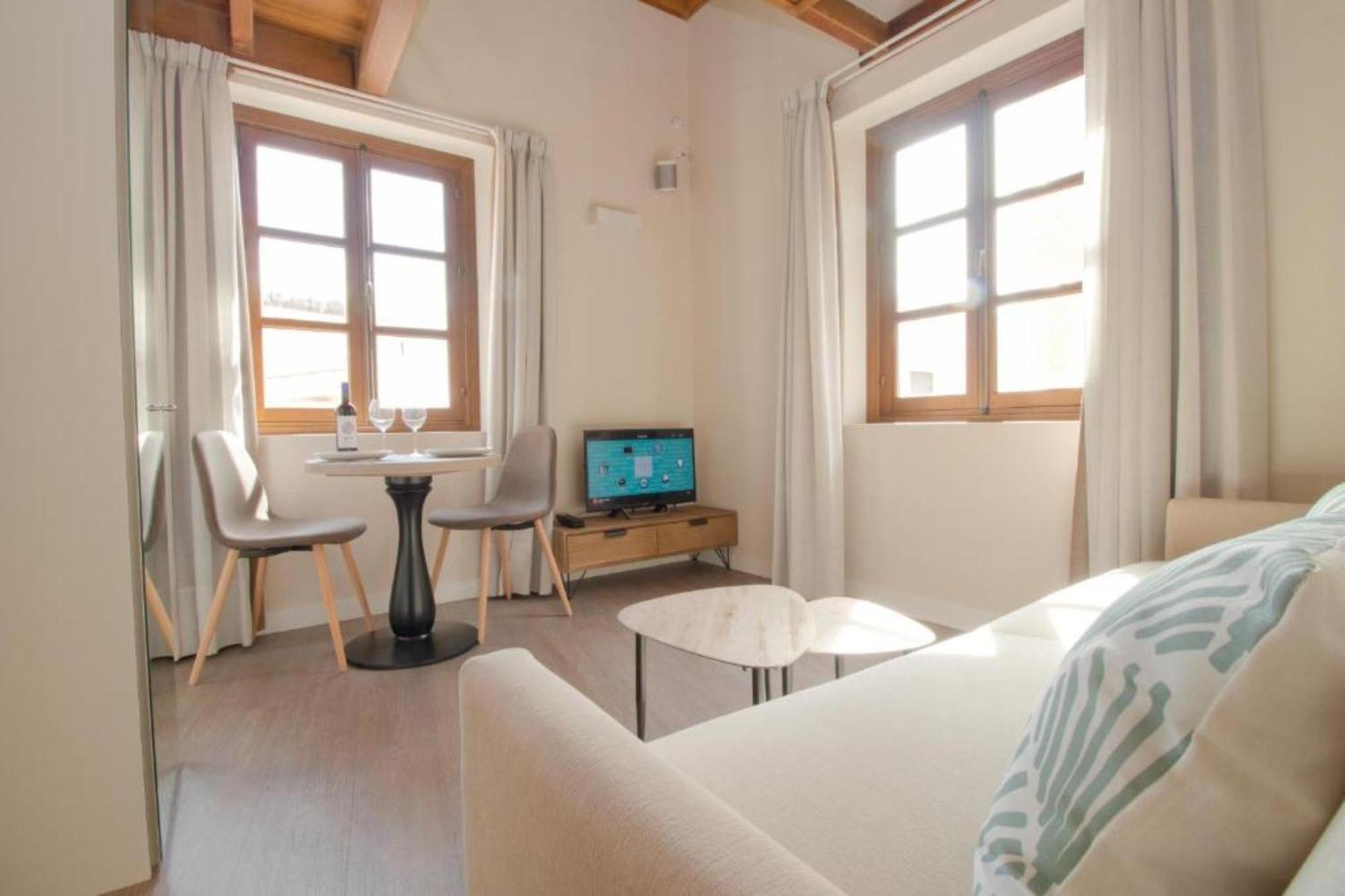 Malaga4You Nosquera Center Ngoại thất bức ảnh